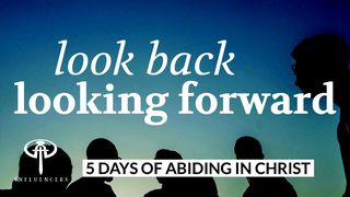 Looking Back/Looking Forward Philippians 3:12-14 The Message