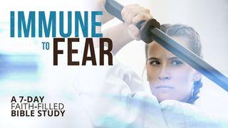 Immune to Fear  Week 3 Vangelo secondo Matteo 10:32-33 Nuova Riveduta 2006