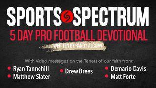 Sports Spectrum Pro Football Devotional Romeinen 6:23 Herziene Statenvertaling